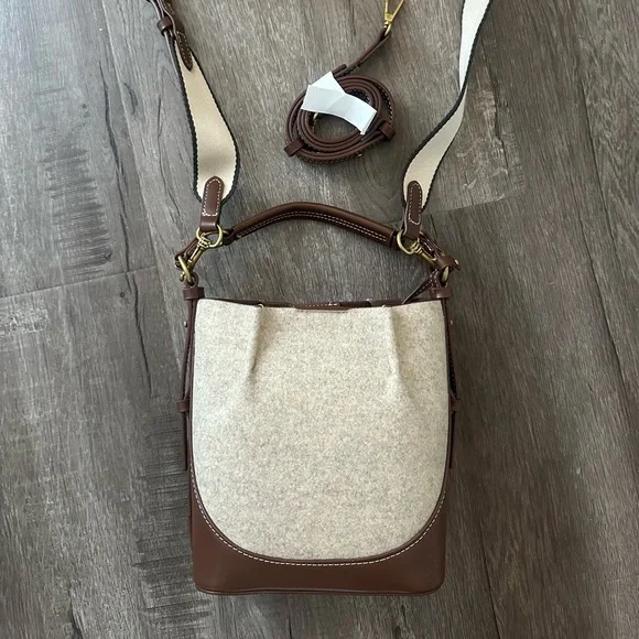 Zara Elegant Tan and Cream Women's mini bucket Bag NWT - Picture 3 of 4